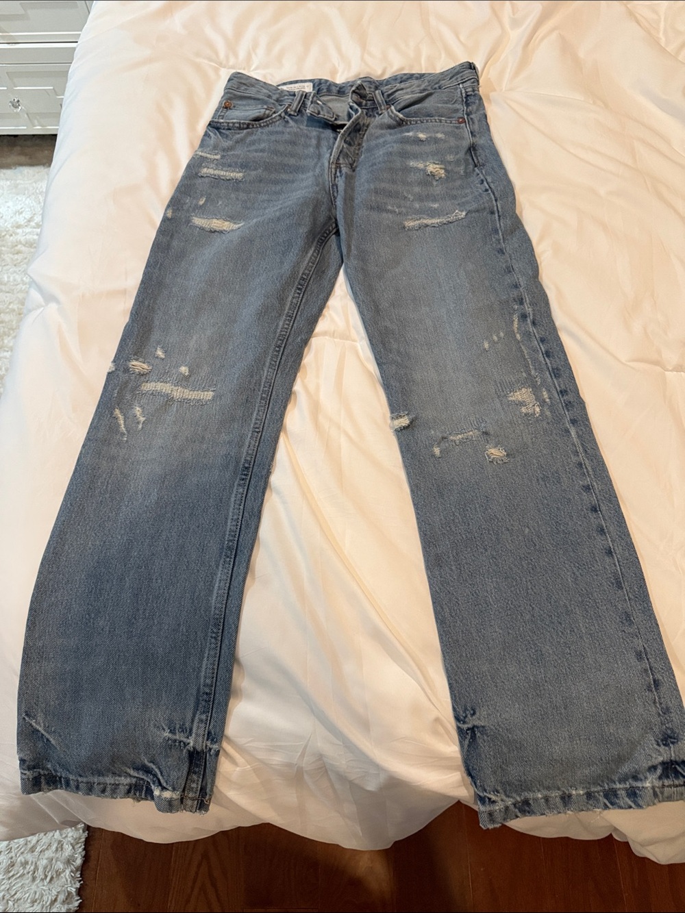 Zara  Light Blue Straight Jeans with Distressed Detailing